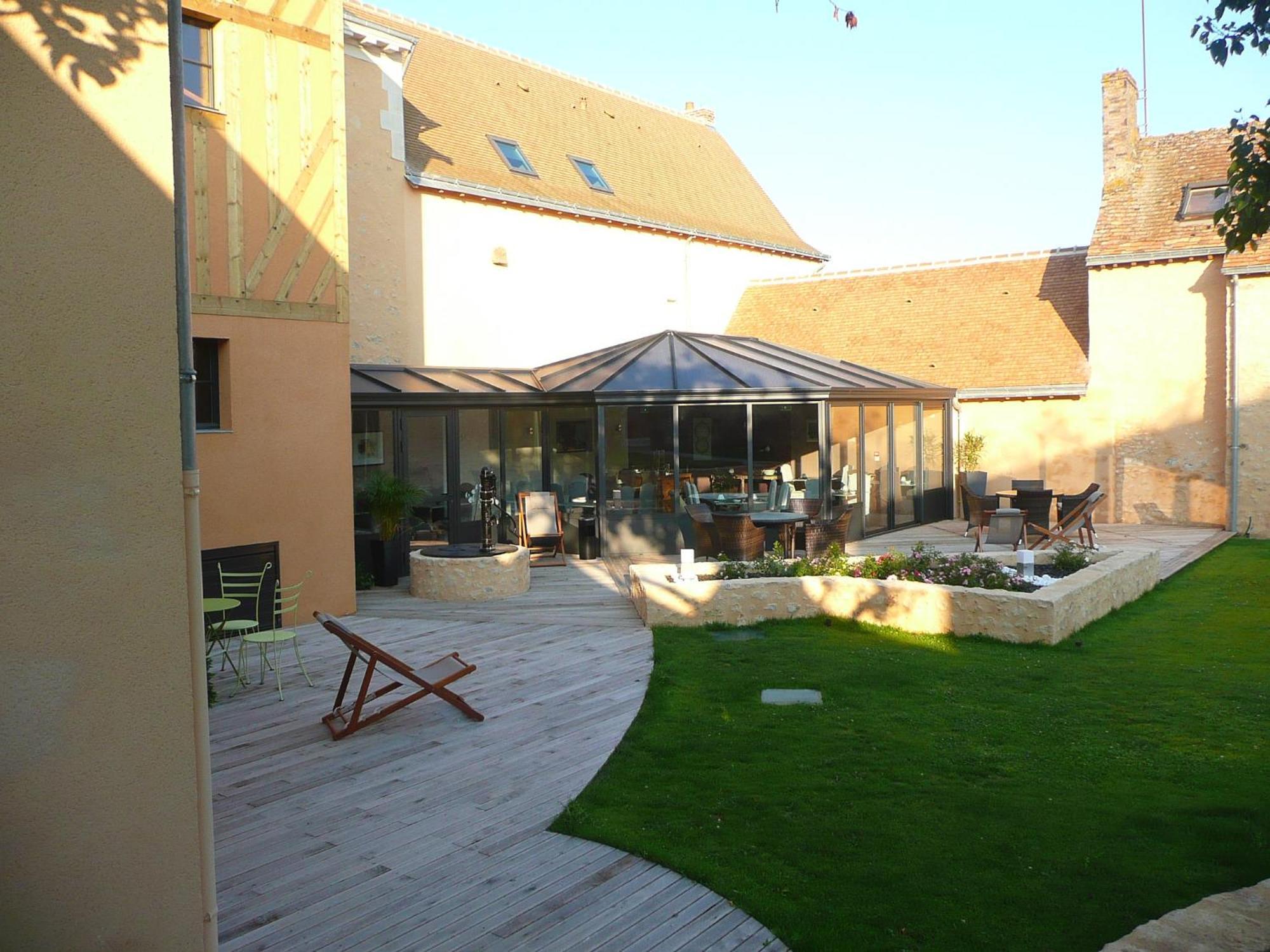 Le Saint Aubin Hotel Chevillé